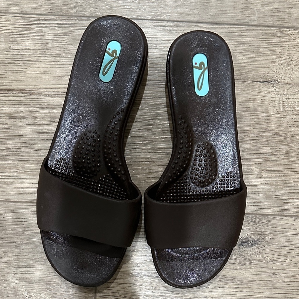 Oka-B Grace slide Brown Slide Sandals size medium 6.5-7.5 - Picture 2 of 6